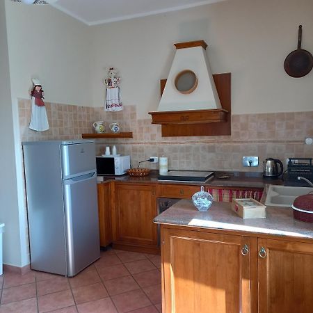 Locanda Cavallo Bianco - Affittacamere Robella ภายนอก รูปภาพ